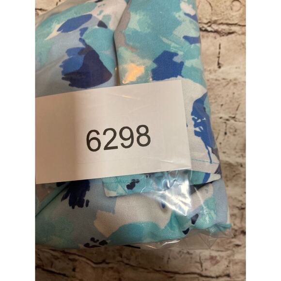 Catherines Top Womens 1XWP Turquoise Floral Flared Sleeve Asymmetric Hem Flowy - Picture 10 of 13
